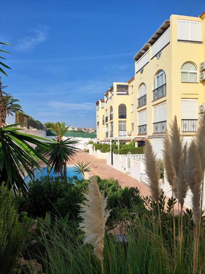 Casa De Kosma Apartment Torrevieja Luaran gambar